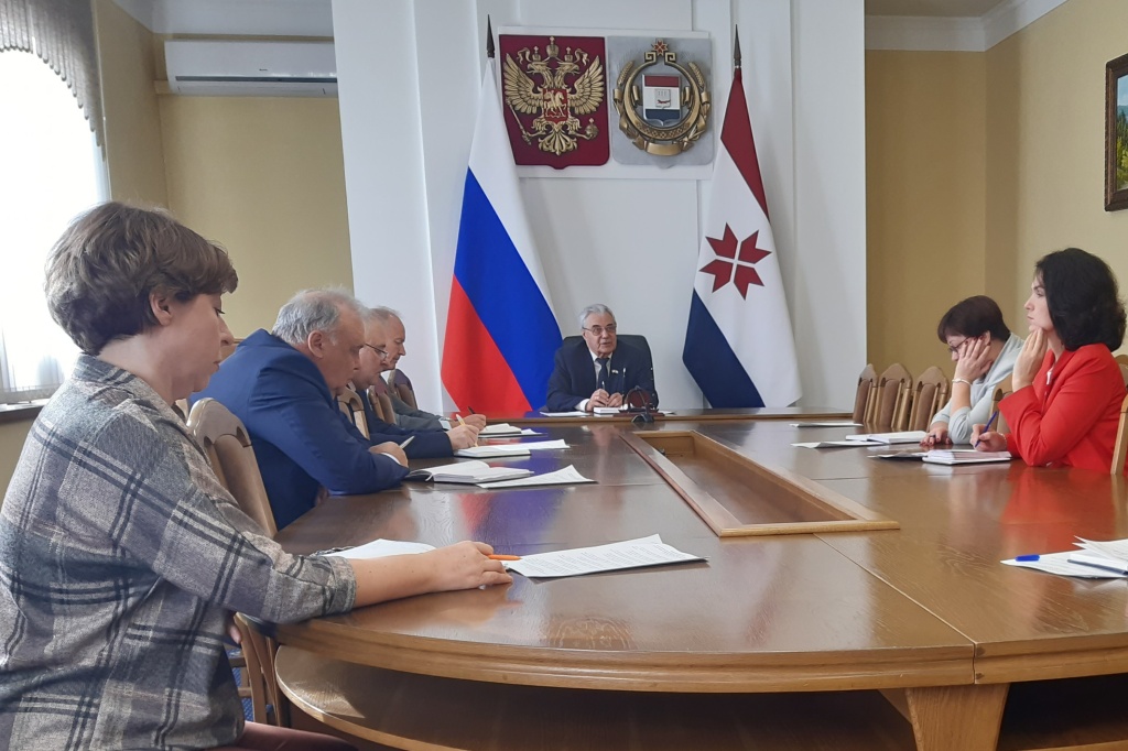 Планерка 30 сентября.jpg Планерка 30 сентября.jpg