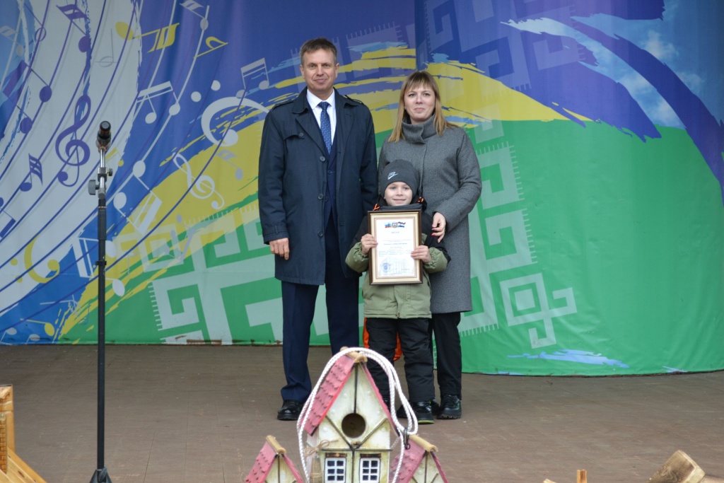 Пернатый квартал_2.jpg Пернатый квартал_2.jpg