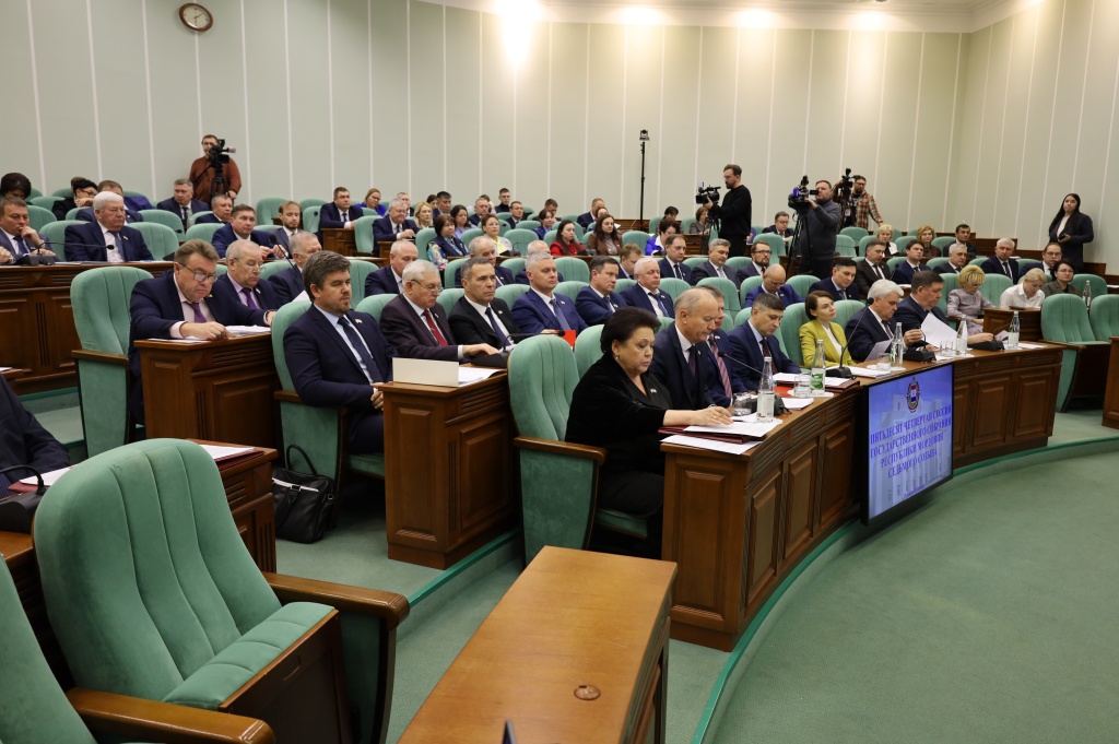 На сессии Госсобрания Мордовии приняты новые законы и утверждены вопросы к отчету Правительства региона