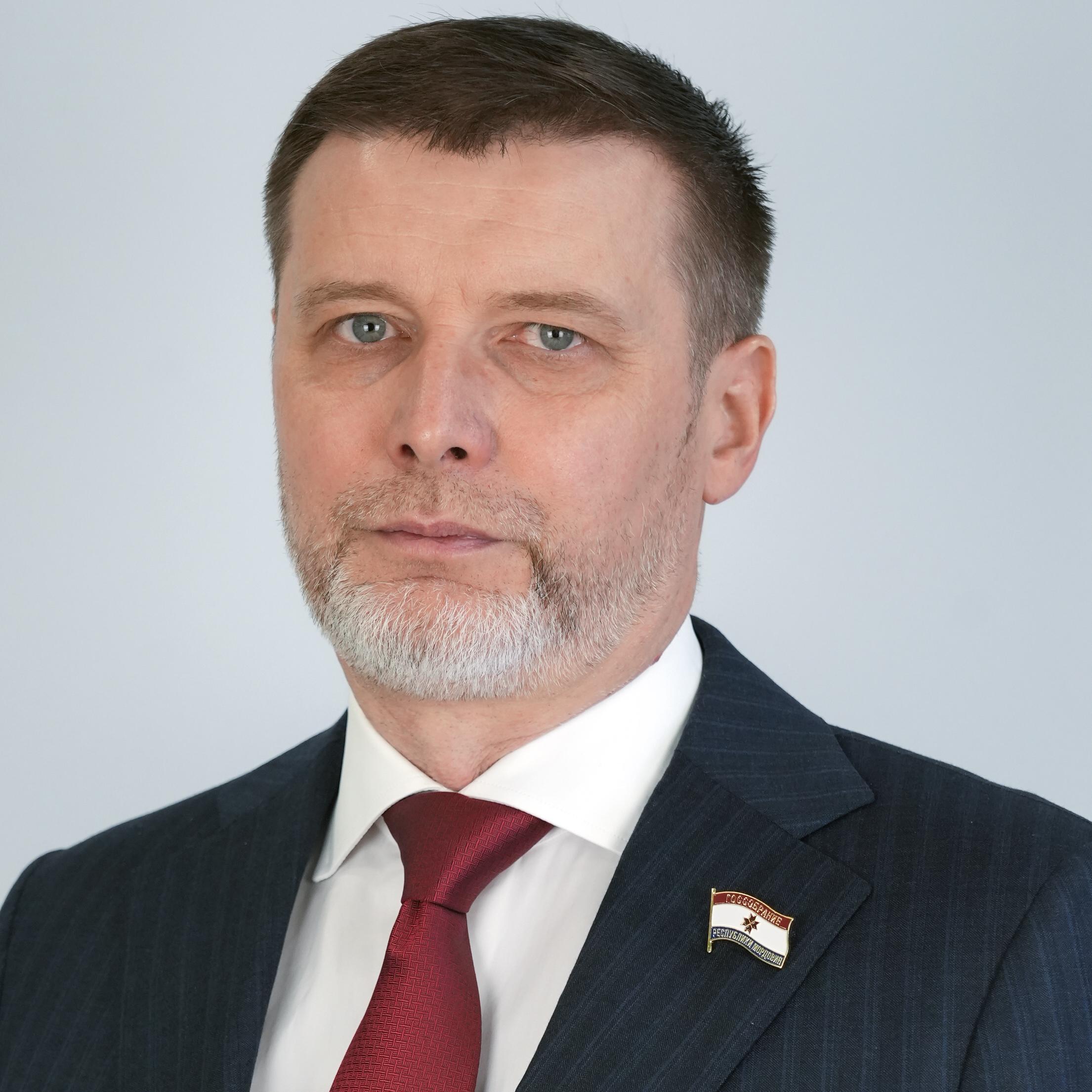 Мухаев Руслан Раисович