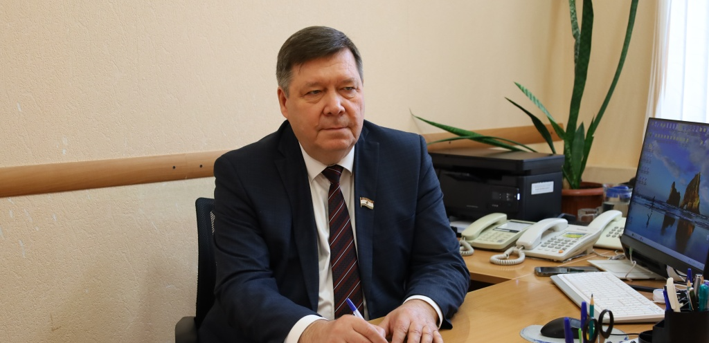  Личный прием граждан провел заместитель Председателя Госсобрания Мордовии Анатолий Гулин