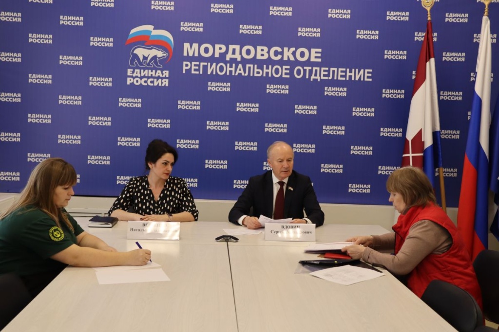  Сергей Вдовин провел прием граждан по вопросам поддержки участников СВО и их семей