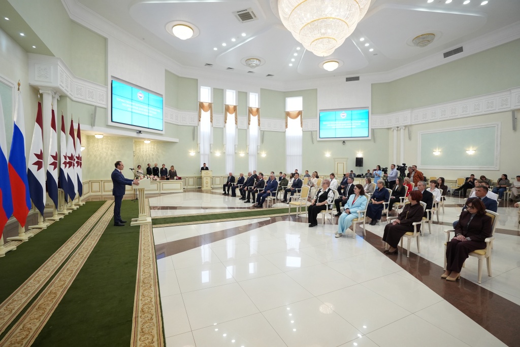  Состоялась церемония награждения по случаю Дня Конституции Республики Мордовия