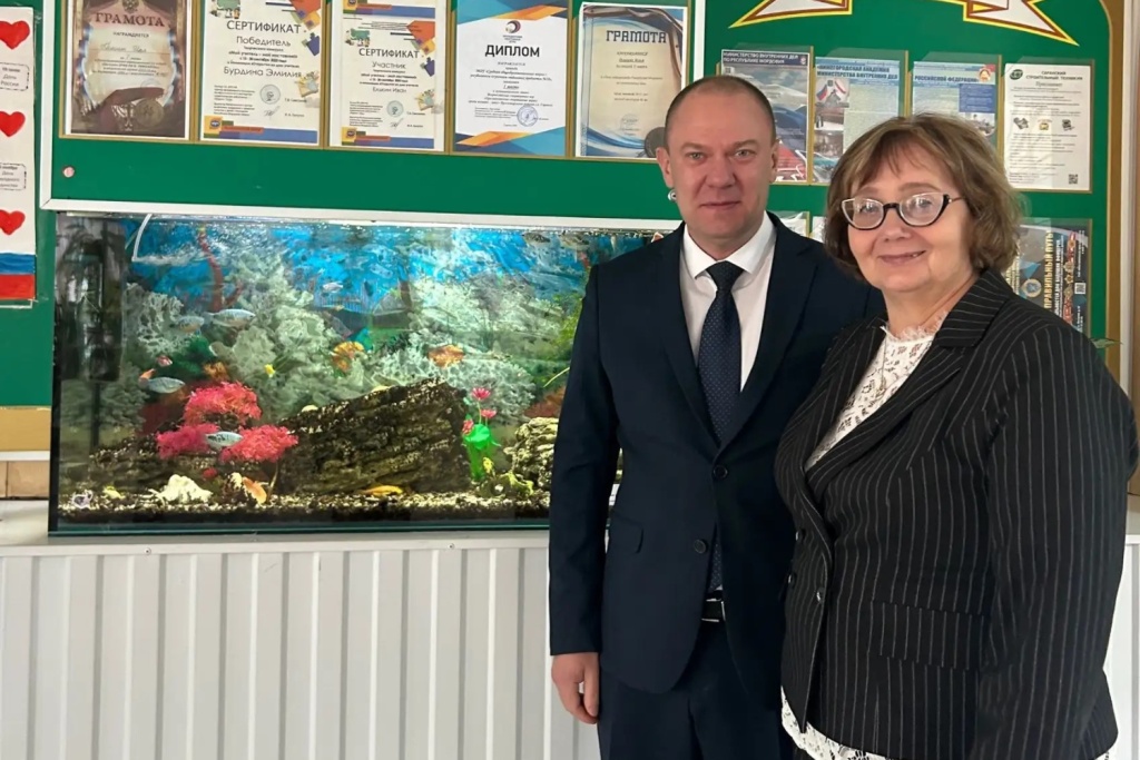 6143
