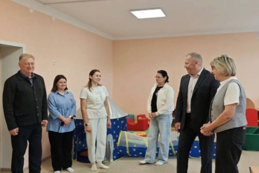  Валерий Алёхин принял участие в акции «Родительская приемка»