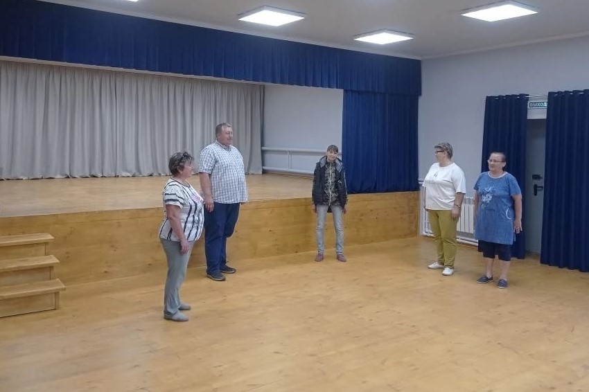 Владимир Кабаев помог с обновлением сельского Дома культуры